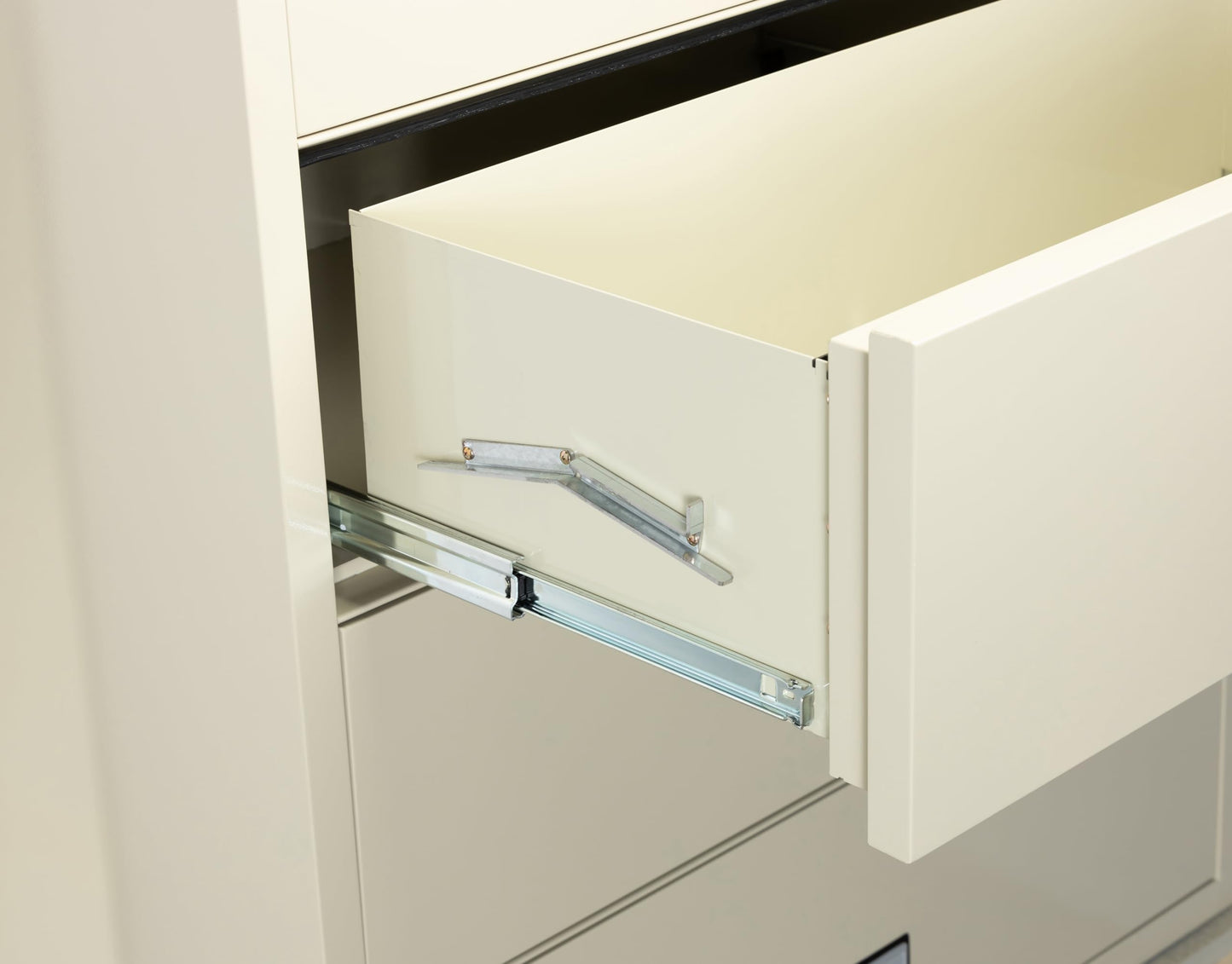 44 inch 4-Drawer Lateral Fireproof File Cabinet