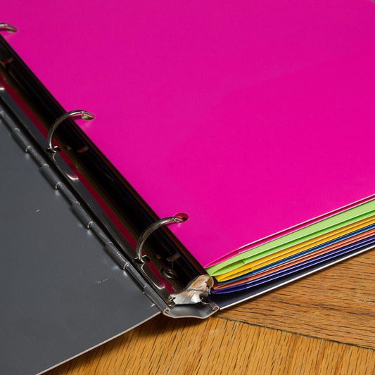 JAM PAPER Heavy Duty Plastic 3 Hole Punch Pocket Folders